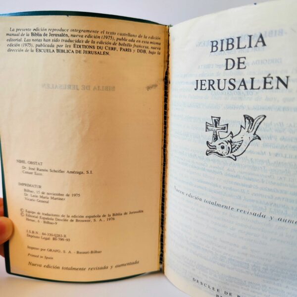 Biblia de Jerusalen, książka po hiszpańsku