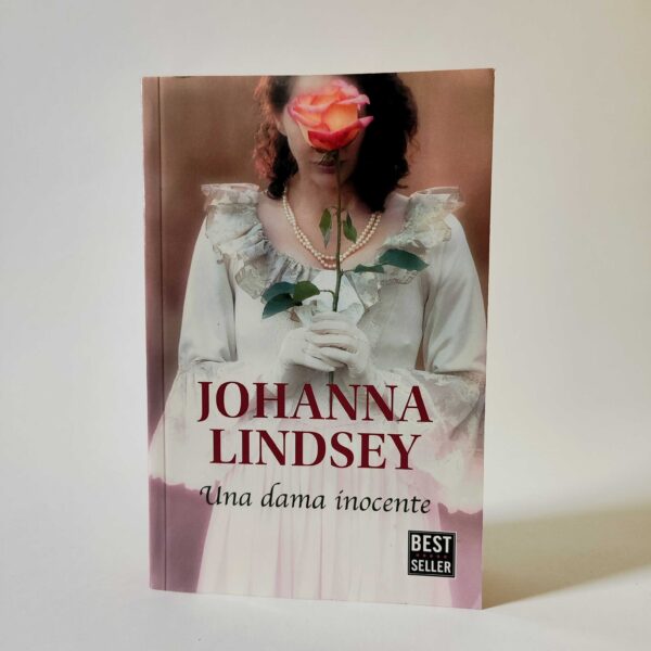 Una dama inocente. Johanna Lindsey, książka po hiszpańsku