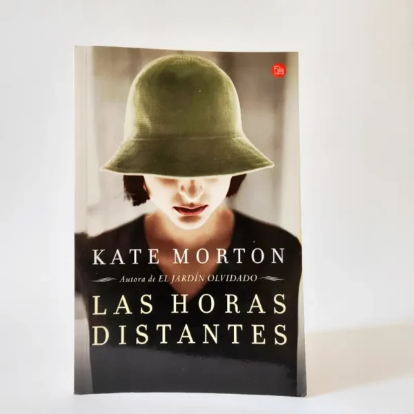 Las horas distantes. Kate Morton, książka po hiszpańsku, tania księgarnia hiszpańska