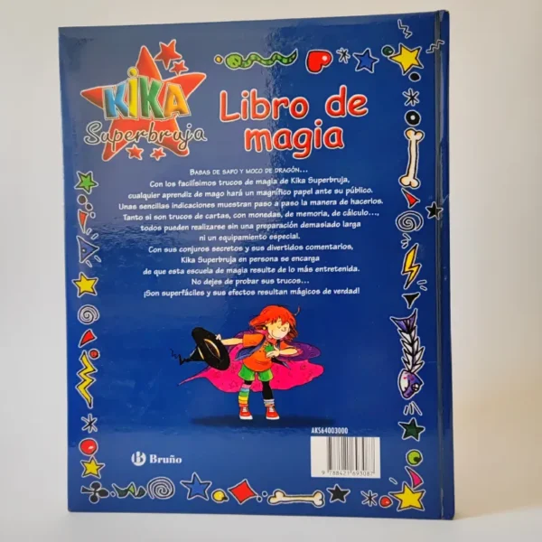 Kika Superbruja. Libro de magia, książka po hiszpańsku dla dzieci