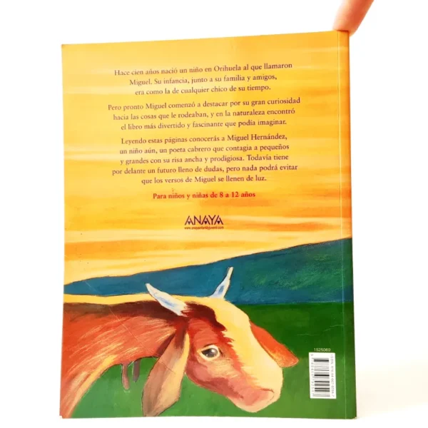 Miguel Hernández. Pastor de sueños, książka po hiszpańsku dla dzieci