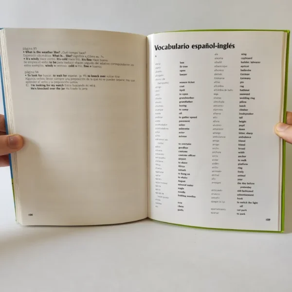 Diccionario de inglés para principiantes. Susaeta, książka dla dzieci