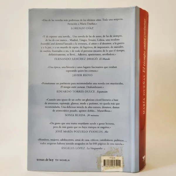 El tiempo entre costuras. María Dueñas, książka po hiszpańsku