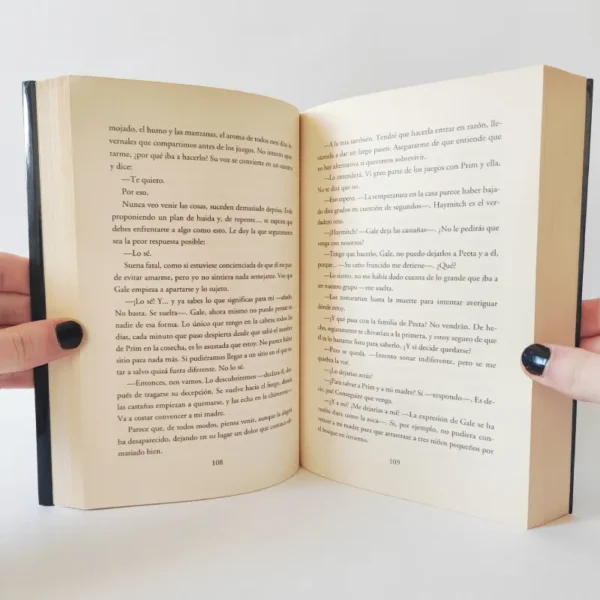 Los Juegos del Hambre 2 - En llamas. Suzanne Collins, książka po hiszpańsku