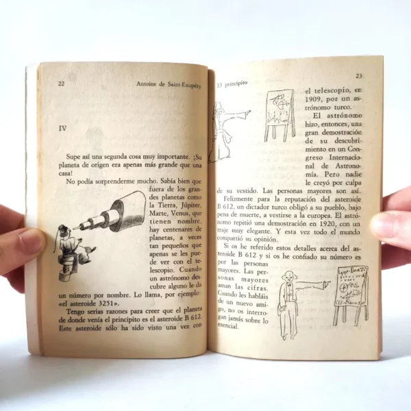 El Principito. Antoine de Saint-Exupéry, ksiązka po hiszpańsku