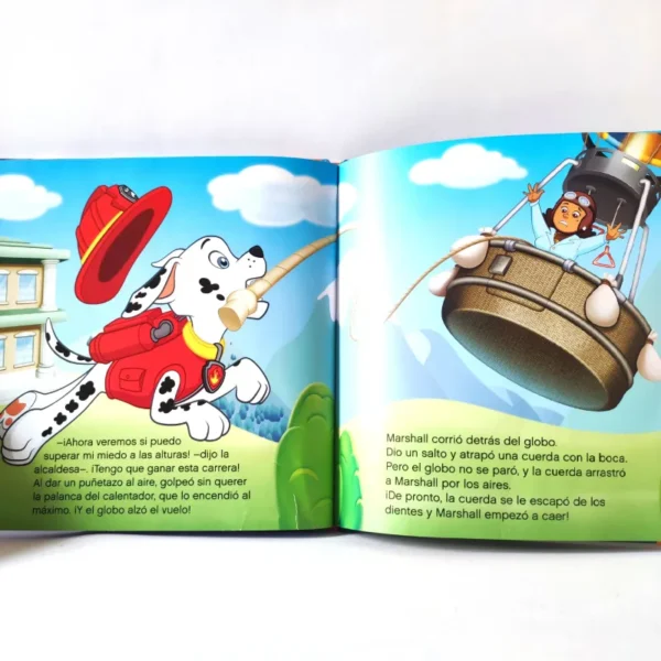 Paw Patrol. Misión canina, książka po hiszpańsku