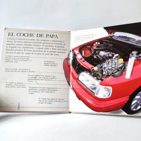 ¿Qué tienen dentro? Los coches, książka po hiszpańsku