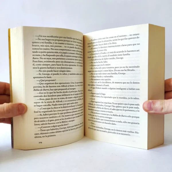 La biblia de barro. Julia Navarro