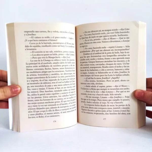 La casa verde. Mario Vargas Llosa, książka po hiszpańsku