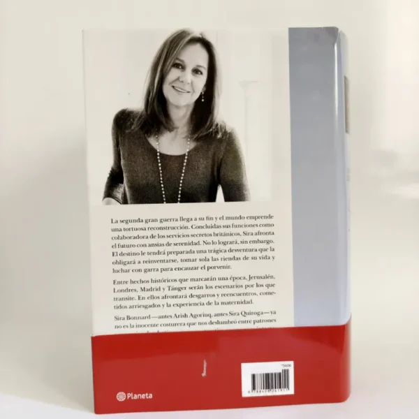 Sira. María Dueñas, książka po hiszpańsku