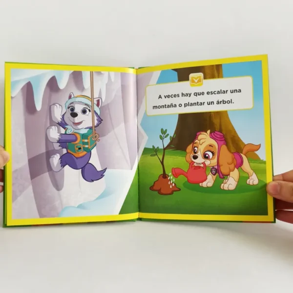 Paw Patrol. Los cachorros juegan